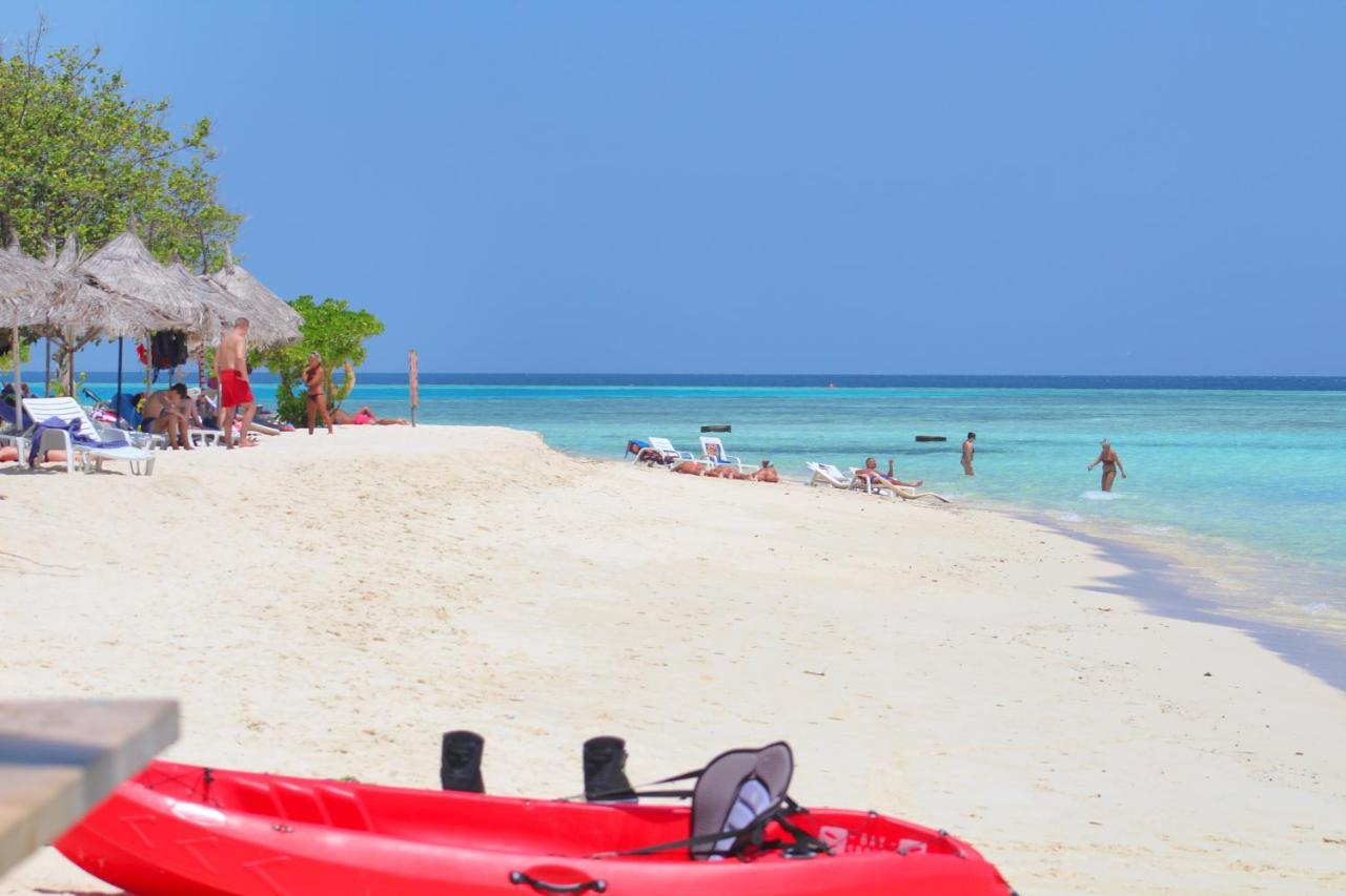 Gurus Maldives At Gulhi Island 호텔 외부 사진